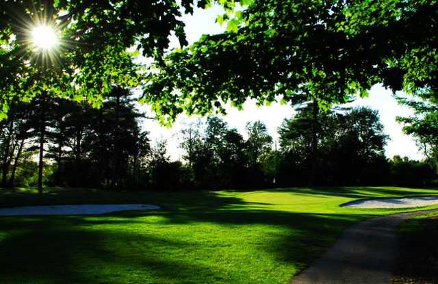 A sunny day view from Beaverdale Golf Club