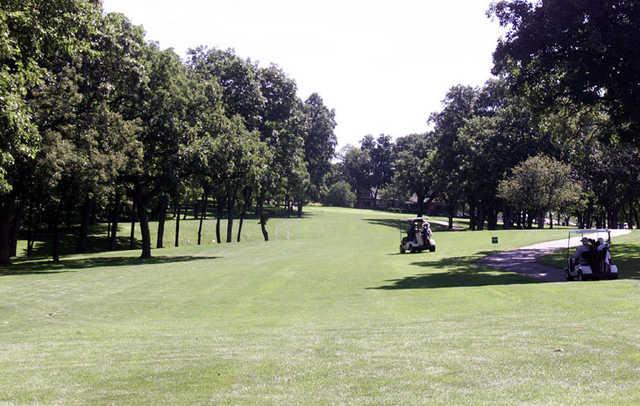 A view of a fairway at Macktown Golf Course (Golf.e-rockford)