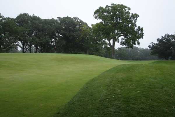 A view of hole #2 at Old Elm Club (Jdrewrogers)