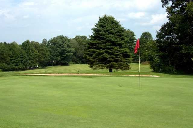 A view of hole #9 at Pehquenakonck Country Club