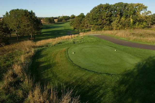 A view of a tee at Bellwood Oaks Golf Course