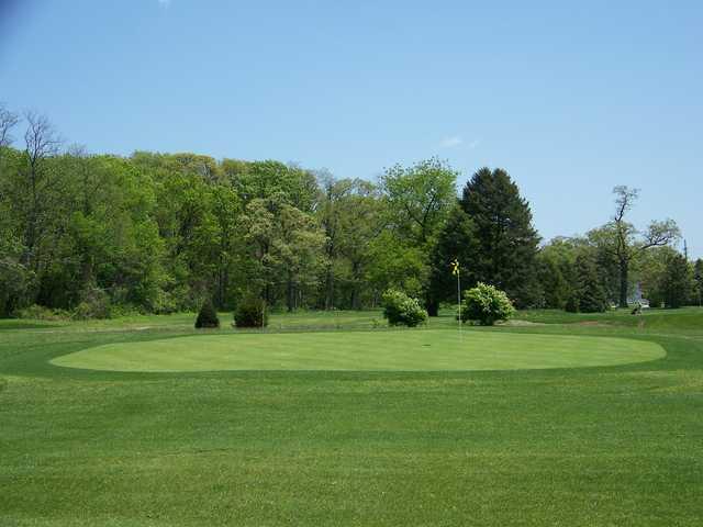 A view of a green at William F. Larkin Golf Course at Colonial Terrace