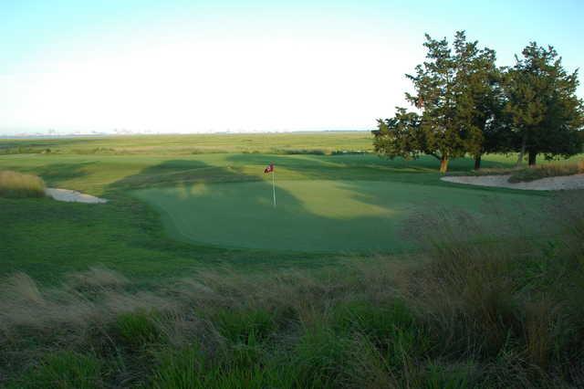 A view of the 17th green at Atlantic City Country Club