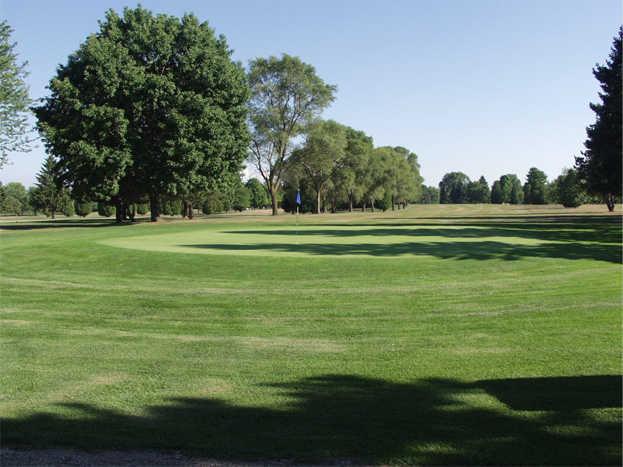 A view of a green at Blossom Trails