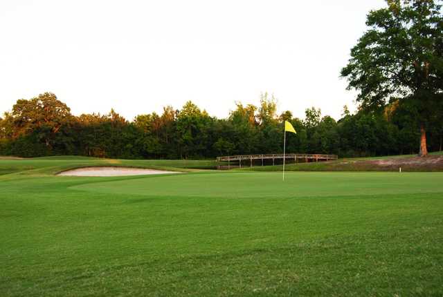 A view of green #16 at Golf Club of South Georgia