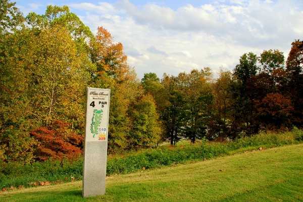 A view of the 4th tee sign at Pebble Brook Golf Course