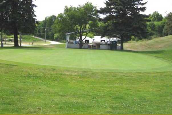 A view of a green at Del-Mar Golf Course