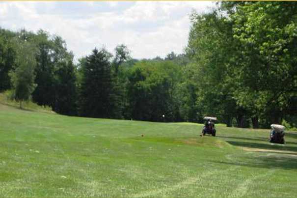 A view of a fairway at Del-Mar Golf Course