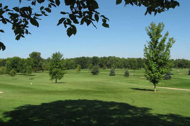 A view of a tee at Maple Creek Golf Club