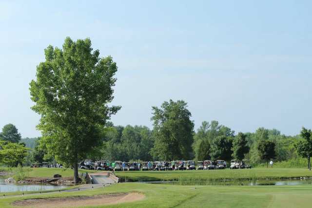 A sunny day view from Idlewild Golf Course