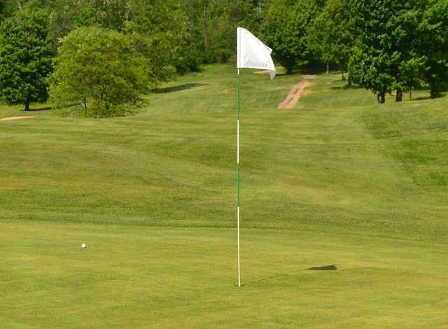 A view of the 4th hole at Cherry Wood Golf Course