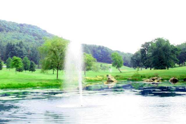 A view over the water from Oakland Golf Club