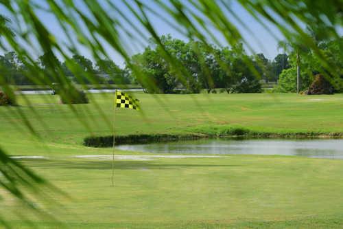 A view of a hole at Blue Heron Pines (Solsticecommunities)