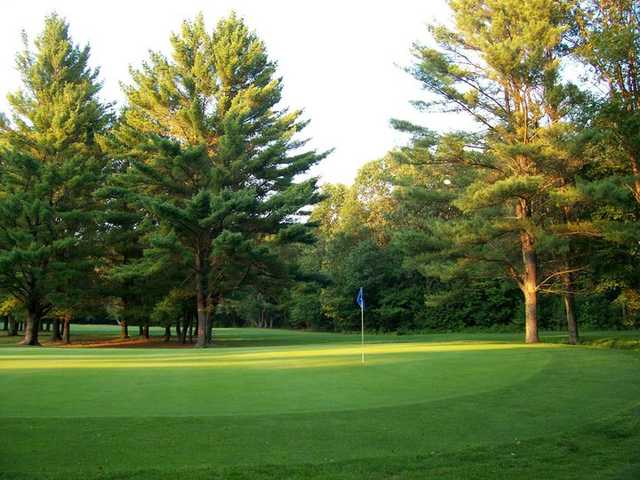 A view of the 8th green at Chase Hammond Golf Course