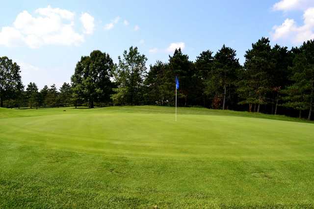 A view of a green at Salt Fork State Park Golf Course