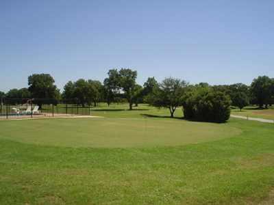 A view of a green at Bridgeport Country Club