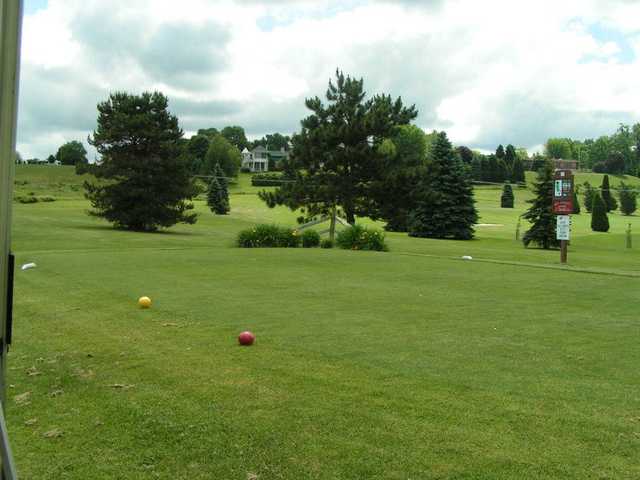 A view of a tee at Clarion Oaks Golf Course