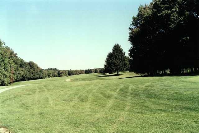 A view of a fairway at Country View Golf Club