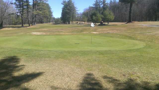 A view of a green at Winchendon Golf Club