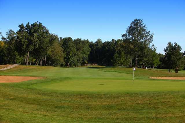 A view of the 4th hole at Fairways of Woodside Golf Course