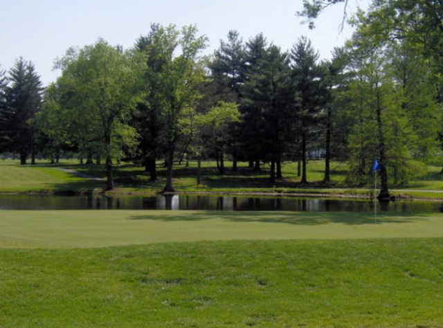 A view of a green at Salem Country Club