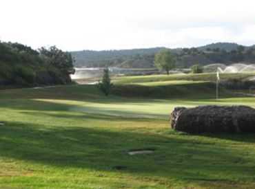 A view of a green at Fox Run Golf Centre (GolfDigest)