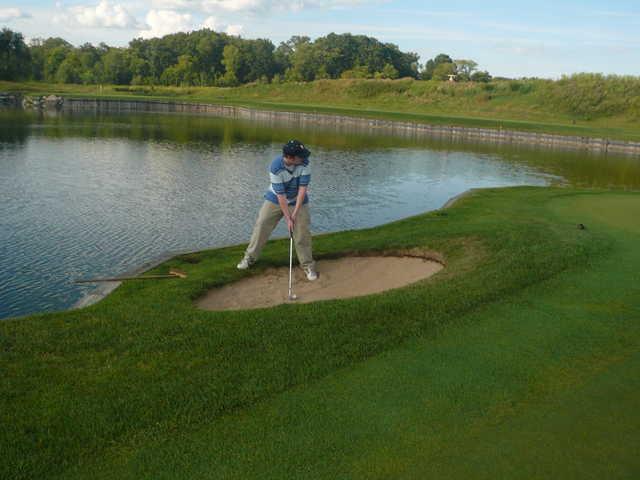 Eagle Eye Golf Club throws Pete Dye-style pot bunkers at golfer