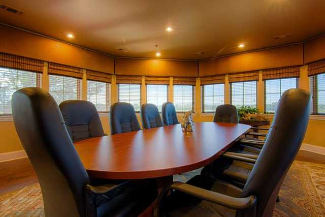 Southern Oaks GC: Meeting room