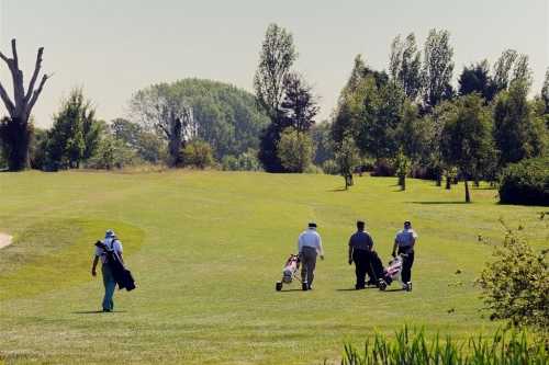 A view of a fairway at Billingbear Park Golf Club