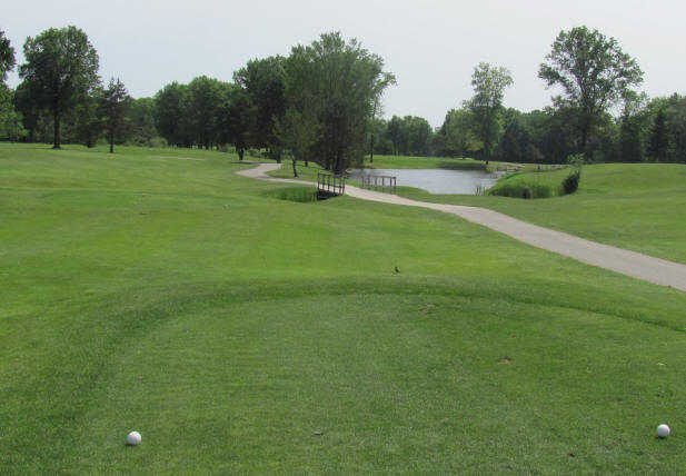 A view from a white tee at Knoll Run Golf Course
