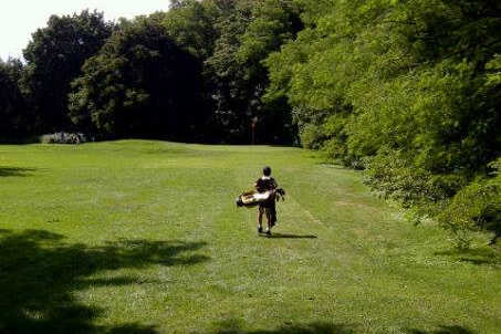 A view of a fairway at Oak Hall Par-3