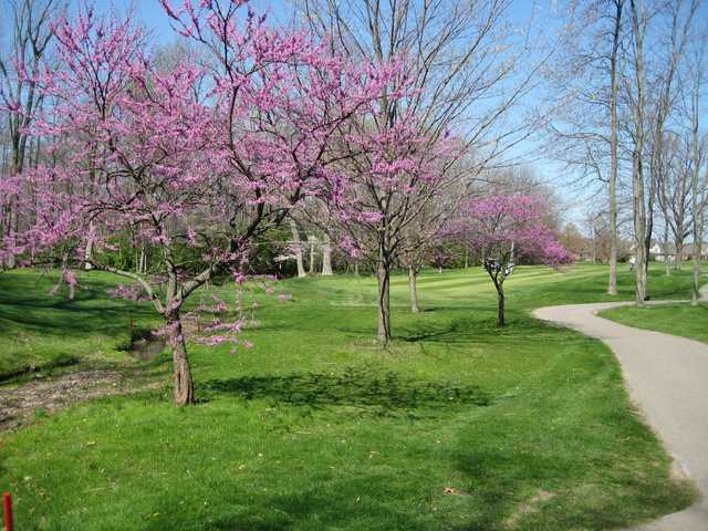 A spring view from the Golf Club at Yankee Trace