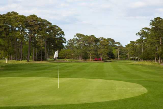 A view of a hole at Beachwood Golf Club