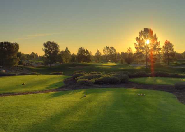 A view of the 2nd green at Raven Golf Club - Phoenix