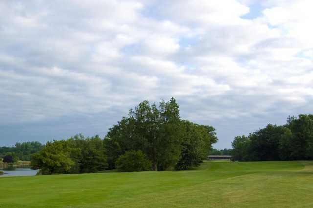 Hawthorne Hills Country Club - Reviews & Course Info | GolfNow