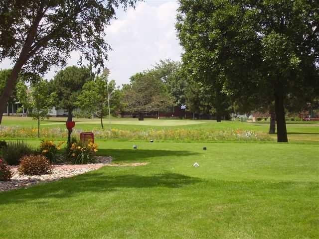 A view of a tee at Meadows Country Club