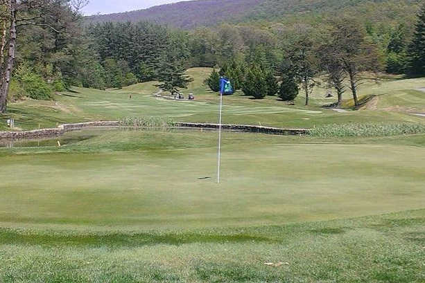 A view of a hole at Kentucky Hills Golf Course