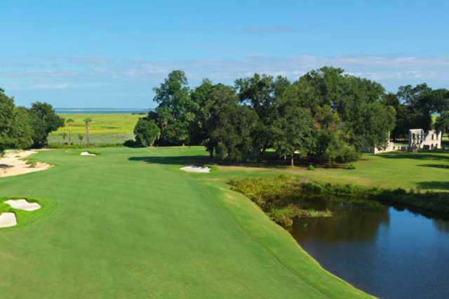 A view of a fairway at Old Tabby Links