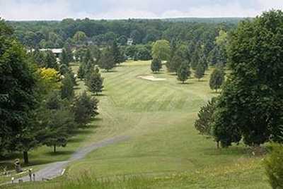 A view from a tee at Caledonia Country Club (Bestoutings)
