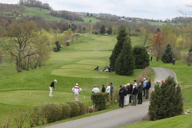 A view of a tee at Esery Golf Club