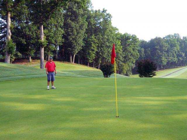 A view of a green at Dayton Golf & Country Club