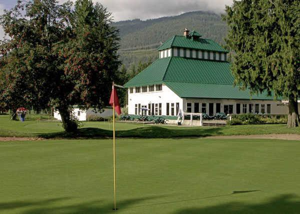 A view of a hole and the restaurant at Revelstoke Golf Club