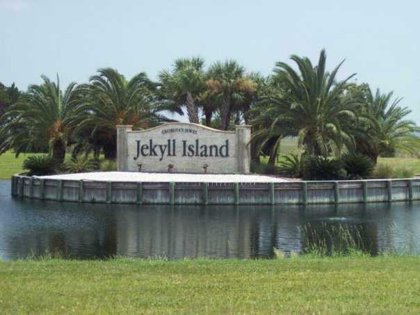 A view of the entrance at Jekyll Island Golf Club