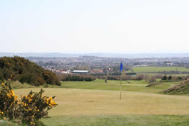 A view of a green at Wee Braids Golf Course (Edinburghleisure)