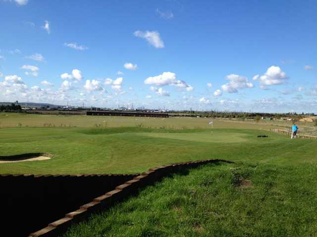 A view of green #4 at Mini Links Course from Ingrebourne Links Golf Complex