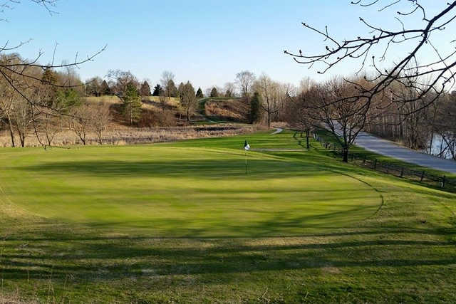 A view of a green at Auburn Bluffs Golf Club