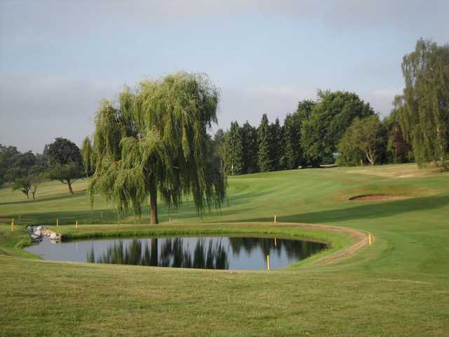 Approach to the 17th at Welwyn Garden City Golf Club