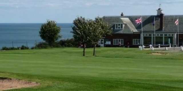 Scarborough North Cliff: View across the 18th toward the clubhouse