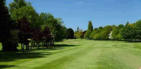 Wide fairway on the 9th at Shrewsbury Golf Club
