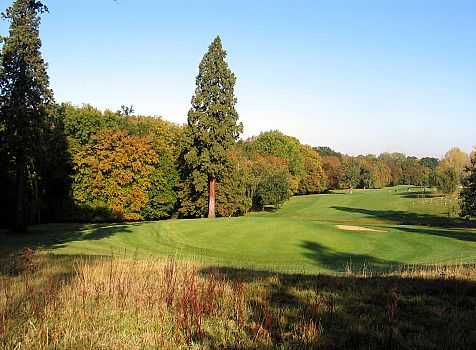 Views from behind the 2nd green at Brickendon GC